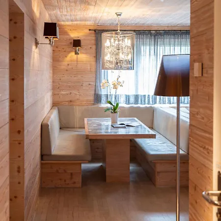 Chesa Sur Val 21 By Interhome Daire *